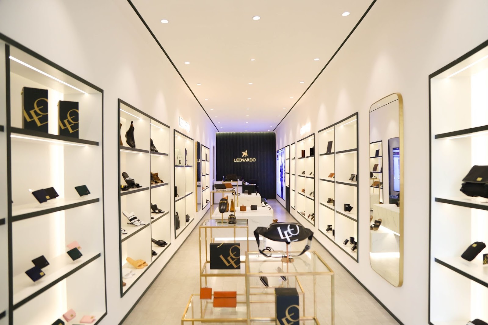 Leonardo: Ngày càng khẳng định vị thế thương hiệu thời trang Việt khi mở thêm cửa hàng Flagship thứ 8 tại trung tâm quận 1